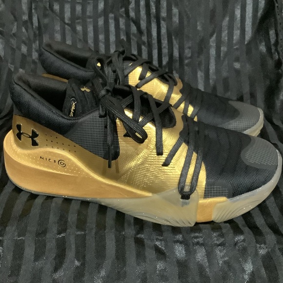 Mens Under Armour Tennis Shoes